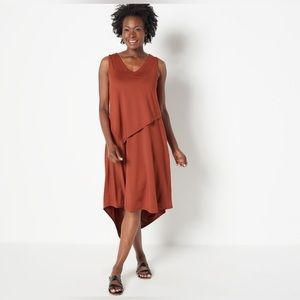 Cuddl Duds stretchy, brandy brown sleeveless dress with v ruffled layer size L